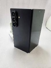 Samsung Galaxy ZFOLD7 256gb 3 Months Warranty W/Charger - Photo 2