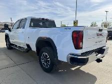 2024 GMC Sierra 3500HD SLE 4WD/ LOCAL TRADE/ 1 OWNER/ TOW PKG/ R - Photo 4