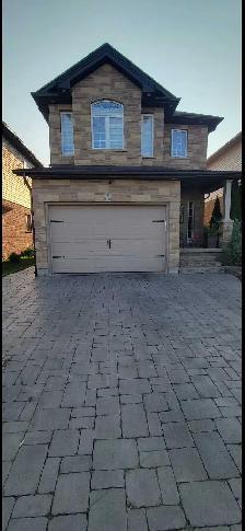 One bed one bath in Grand River South - Photo 2