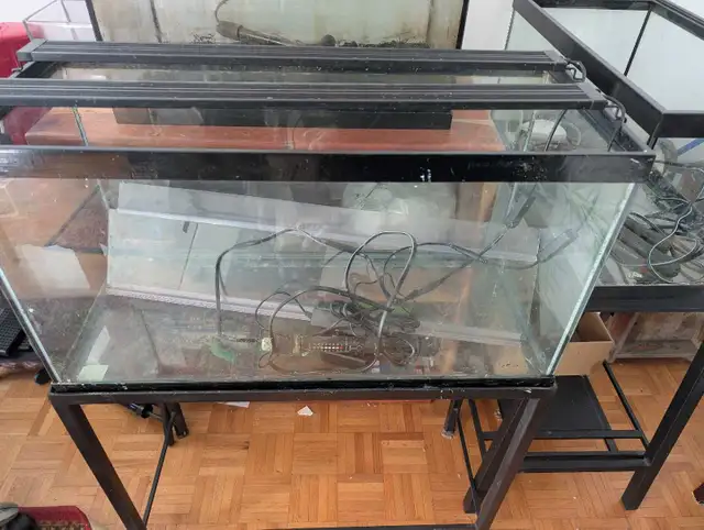 Aquarium 25 gallons