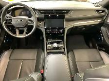 2025 Jeep Grand Cherokee Overland - Photo 12