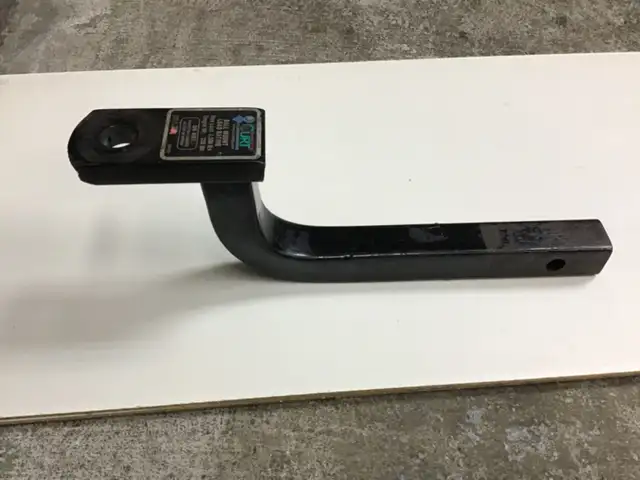 Barre d’attelage pour remorque