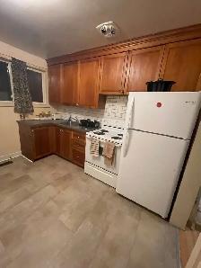 Private room for rent on main floor midtown Aurora with parking - Photo 5