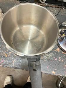PRESSURE COOKER - Photo 5