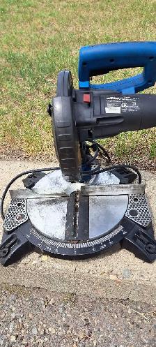 chop saw - Photo 2