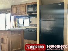 2015 KEYSTONE SPRINGDALE 38FL Park Model - Photo 12
