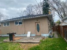 5-bedrrom home in a good area in East Kildonan WPG avail 4 rent - Photo 2