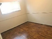 5-bedrrom home in a good area in East Kildonan WPG avail 4 rent - Photo 3