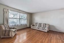 An upper level 3 beds, 2 baths suite for rent in Calgary , - Photo 2