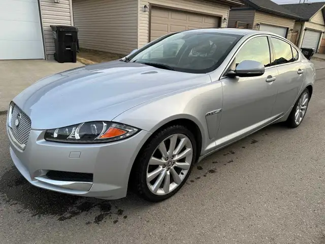 2013 Jaguar XF 3.0L Supercharge AWD For Sale.