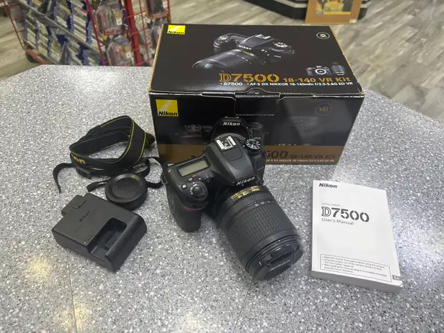 Nikon D7500 20.9MP DSLR 18-140mm VR Camera Kit Boxed