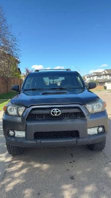2010 Toyota 4Runner SR5 4.0L V6 - Photo 2