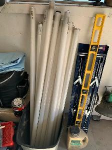 FREE- Fluorescent lights - Photo 5