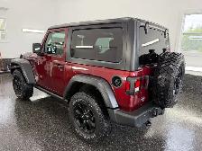 2021 Jeep Wrangler  Willys Only 29,000KM! - Photo 2