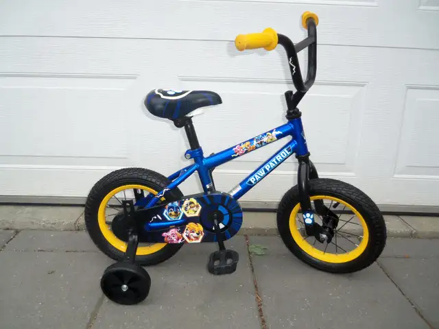 Vélo bicyclette 12 pouces paw patrol comme neuf