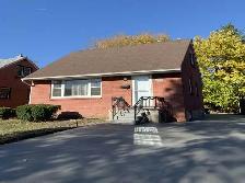 4Bed/ 2 Bath detached house from vicinity Ambassador plaza $2250