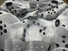 2003 Arctic Spas Summit Legend SE - Fully Refurbished