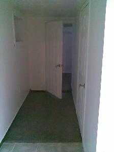 Private Room for Rent, walk to Subway and Dufferin mall - Photo 3