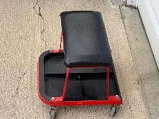 Garage roller seat