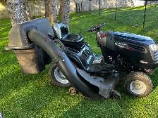 Craftsman Dgs 6500 54" with bagger - Photo 2