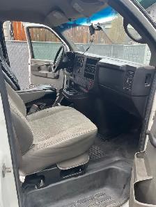 2008 GMC 3500 Savanna, Furnace and Duct truck - Photo 10