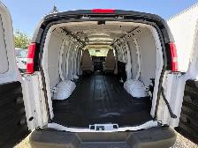 2021 Chevrolet Express Cargo Van ls - Photo 2