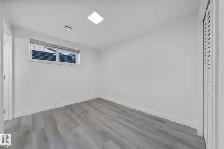 Private 1 bedroom basement Available Immediately - Photo 3