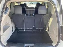 2014 Chrysler Town & Country Touring - Photo 19