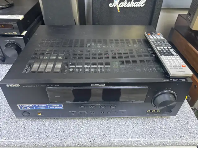 Yamaha RX-V565 HDMI 7.1 Surround Sound Reciever With Remote