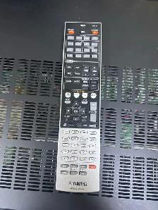 Yamaha RX-V565 HDMI 7.1 Surround Sound Reciever With Remote - Photo 4