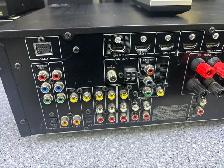 Yamaha RX-V565 HDMI 7.1 Surround Sound Reciever With Remote - Photo 6