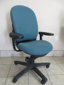 Office Chairs - Photo 3