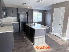 Townhouse in Sylvan Lake for rent - Photo 8