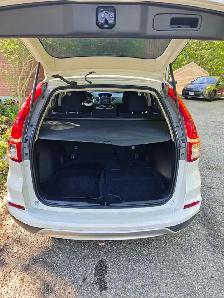 Selling 2016 Honda crv Awd - Photo 10