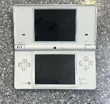 Nintendo DSI System With Charger - Photo 2