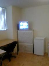 LARGE  ROOM IN THORNCLIFFE WITH INTERNET, FURNISHED - Photo 5