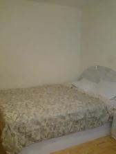 LARGE  ROOM IN THORNCLIFFE WITH INTERNET, FURNISHED - Photo 6