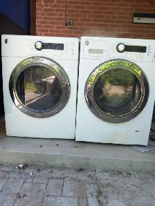 Stackable GE Washer and Dryer for small spaces