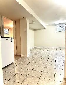Barrie 2BR | Utilities & Laundry Included | Renovated - Photo 8