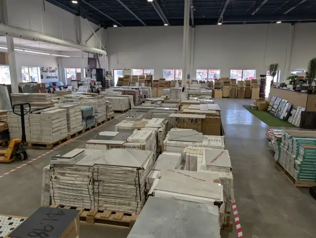 TILE SHOP LOCATED IN BARRIE! SQUAREFOOT FLOORING TILE   FLOORS