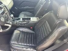2010 Mustang Convertible - 44,000 original kms - Photo 6
