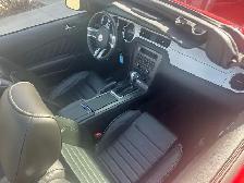 2010 Mustang Convertible - 44,000 original kms - Photo 7