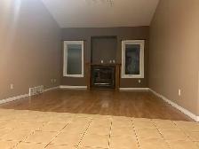 Bright & Spacious 2-Bedroom Main Floor Suite in Matt Berry - Photo 4