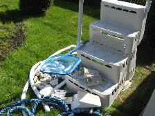 Escalier de piscine et lot de raccords - Photo 3