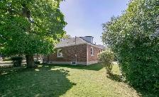 4 bedroom house in downtown Brampton!! - Photo 6