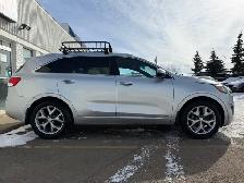 2017 Kia Sorento| Clean Carfax | Low Mileage | All Wheel Drive | - Photo 4