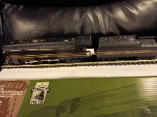Hallmark Lionel 746 Norfolk and Western Steam Locomotive & Box - Photo 2