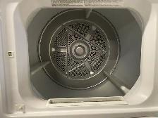 Laveuse sécheuse superposées (stacker) blanches 27'' Frigidaire - Photo 2
