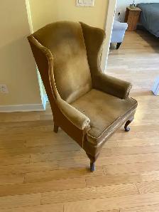 FREE "STUDENT " GRADE FUTNITURE - Photo 2