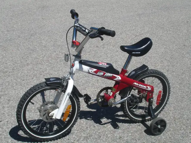TIME TO GO BOY'S 16' AVIGO AIR ZONE MOTOCROSS   TRAINING WHEELS!